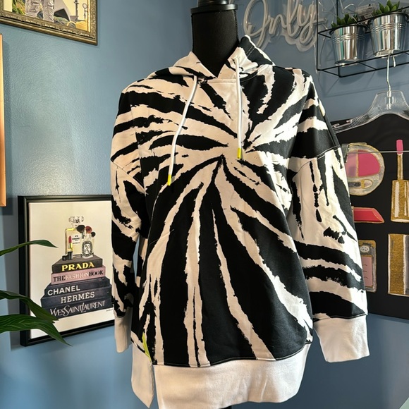 Fabletics jasmine side slit pullover - Picture 1 of 6